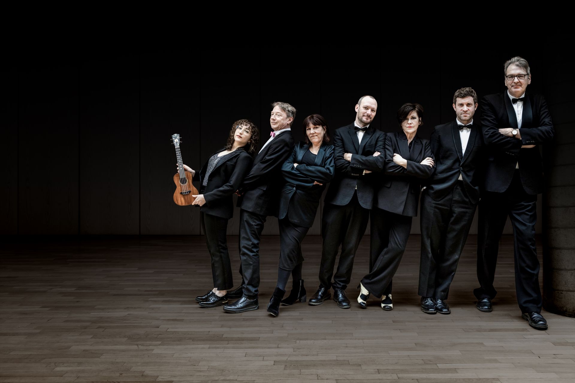 The Ukulele Orchestra 01 